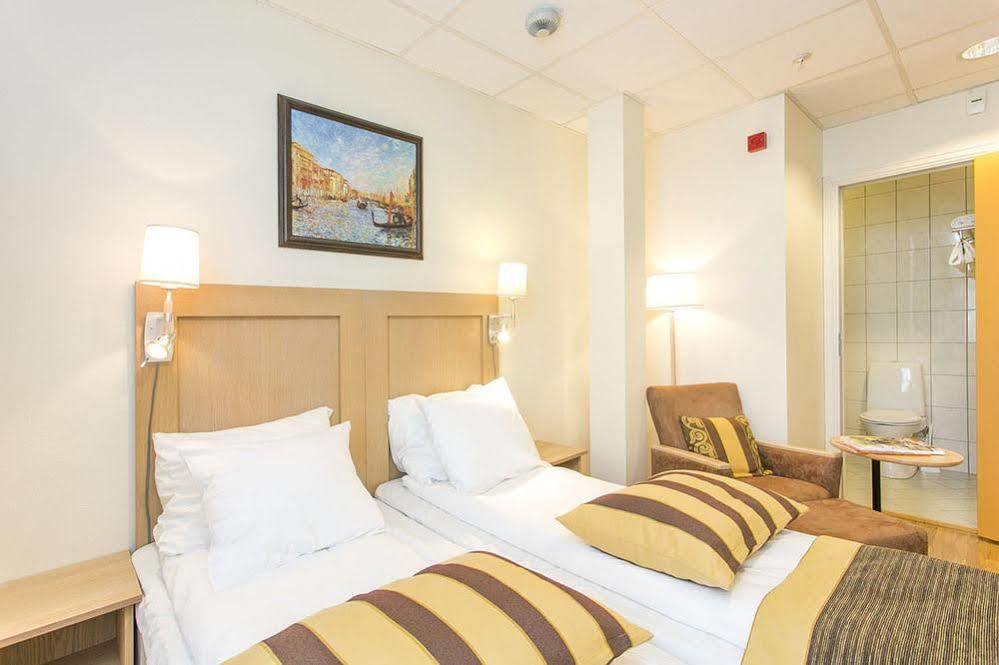 Hotell Vic Порсґрунн Екстер'єр фото