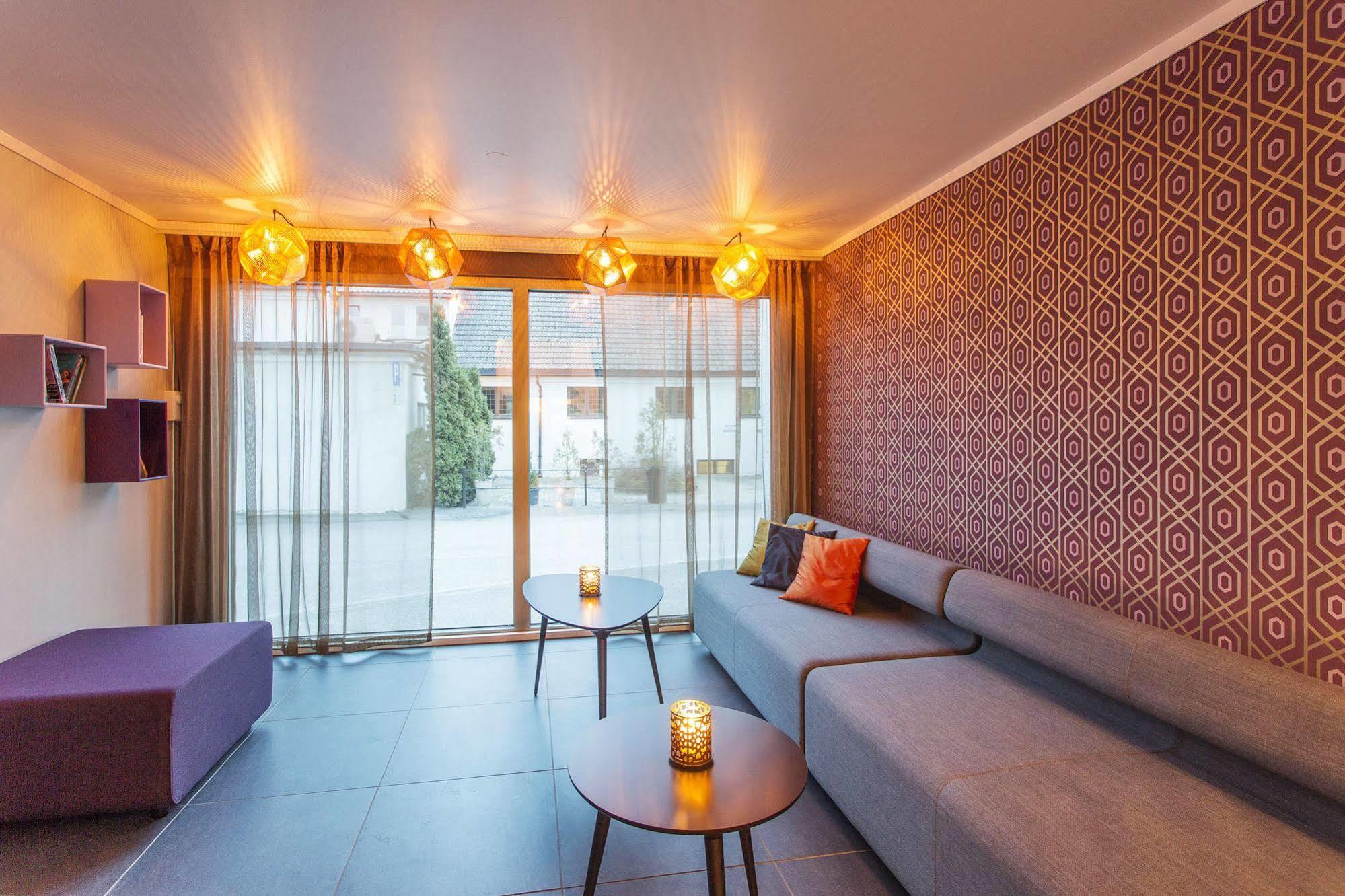 Hotell Vic Порсґрунн Екстер'єр фото